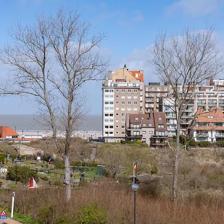 Unique Two Bedroom Nearby The Sea Daire