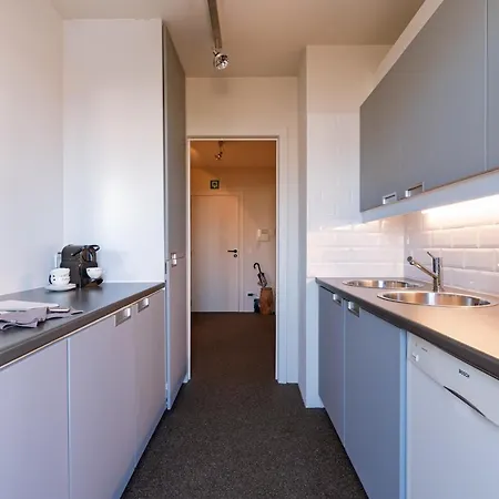 Unique Two Bedroom Nearby The Sea *